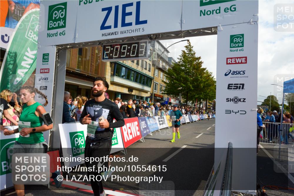 20.09.2026 - PSD Bank Halbmarathon LAZAROV Photography http://msf.ph/oto/10554615 20.09.2026 12:09:02 Ziel 1290, 1534, 2188, 2621, 3250, 3279, 3690, 4046 meine-sportfotos.de