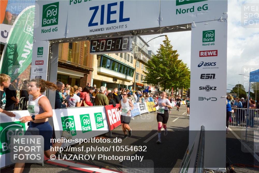 20.09.2026 - PSD Bank Halbmarathon LAZAROV Photography http://msf.ph/oto/10554632 20.09.2026 12:09:12 Ziel 1065, 1066, 1290, 1534, 1945, 2188, 2405, 3250, 3432, 4240, 4559 meine-sportfotos.de