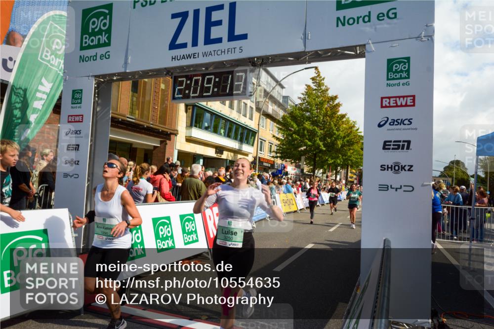 20.09.2026 - PSD Bank Halbmarathon LAZAROV Photography http://msf.ph/oto/10554635 20.09.2026 12:09:13 Ziel 1065, 1066, 1290, 1534, 1945, 2188, 2405, 3250, 3432, 4240, 4559 meine-sportfotos.de