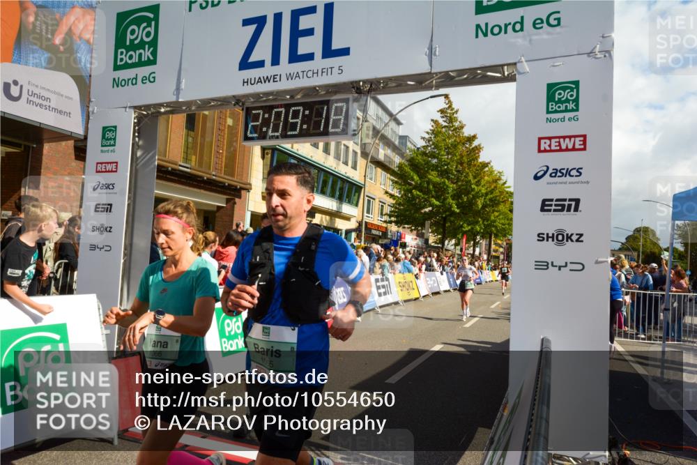 20.09.2026 - PSD Bank Halbmarathon LAZAROV Photography http://msf.ph/oto/10554650 20.09.2026 12:09:18 Ziel 1065, 1066, 1290, 1534, 1945, 2405, 3250, 3432, 3658, 4064, 4240, 4559 meine-sportfotos.de
