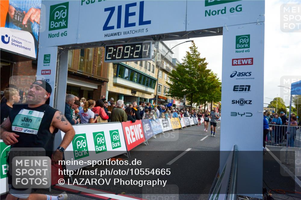 20.09.2026 - PSD Bank Halbmarathon LAZAROV Photography http://msf.ph/oto/10554665 20.09.2026 12:09:24 Ziel 1031, 1065, 1176, 2405, 2526, 3137, 3339, 3658, 3813, 4064, 4233, 4234, 4240, 4559, 4563 meine-sportfotos.de
