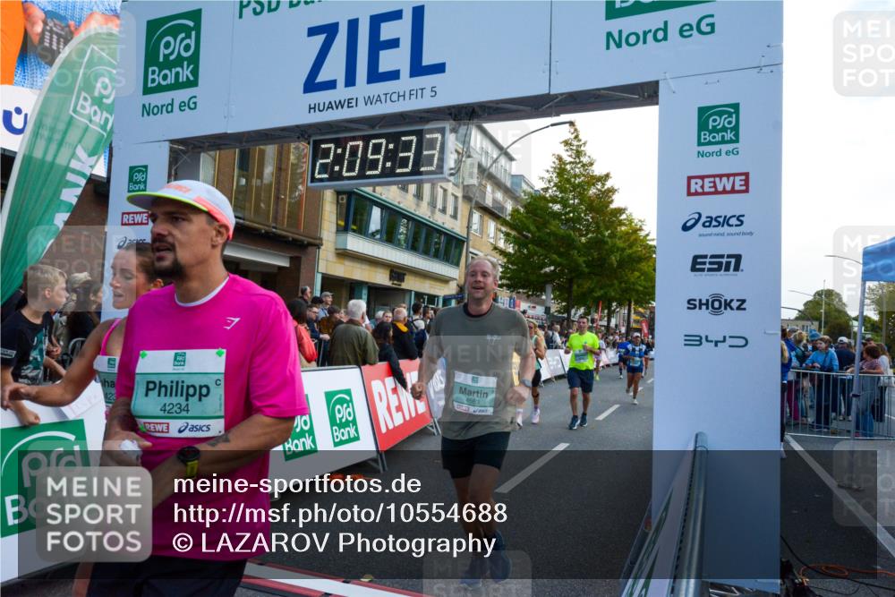 20.09.2026 - PSD Bank Halbmarathon LAZAROV Photography http://msf.ph/oto/10554688 20.09.2026 12:09:32 Ziel 1031, 1167, 1176, 2025, 2198, 2526, 3137, 3339, 3658, 3813, 3816, 4030, 4064, 4233, 4234, 4563 meine-sportfotos.de