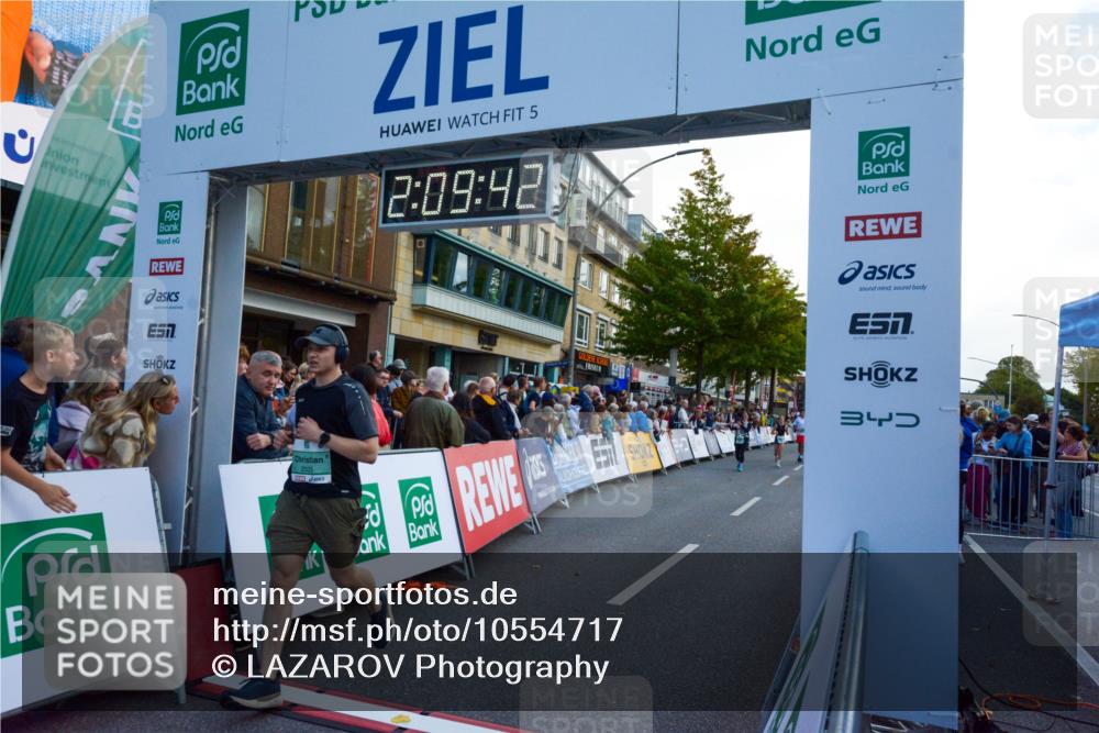 20.09.2026 - PSD Bank Halbmarathon LAZAROV Photography http://msf.ph/oto/10554717 20.09.2026 12:09:42 Ziel 1167, 1772, 1923, 2004, 2025, 2198, 2526, 3137, 3816, 4030, 4185, 4196, 4715 meine-sportfotos.de