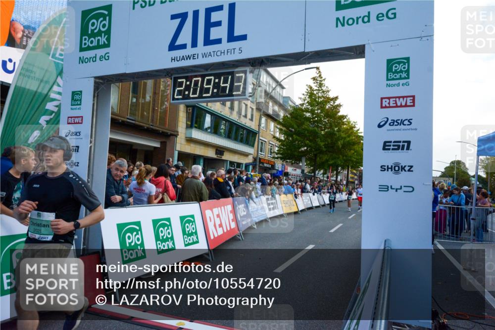 20.09.2026 - PSD Bank Halbmarathon LAZAROV Photography http://msf.ph/oto/10554720 20.09.2026 12:09:42 Ziel 1167, 1772, 1923, 2004, 2025, 2198, 2526, 3137, 3816, 4030, 4185, 4196, 4715 meine-sportfotos.de