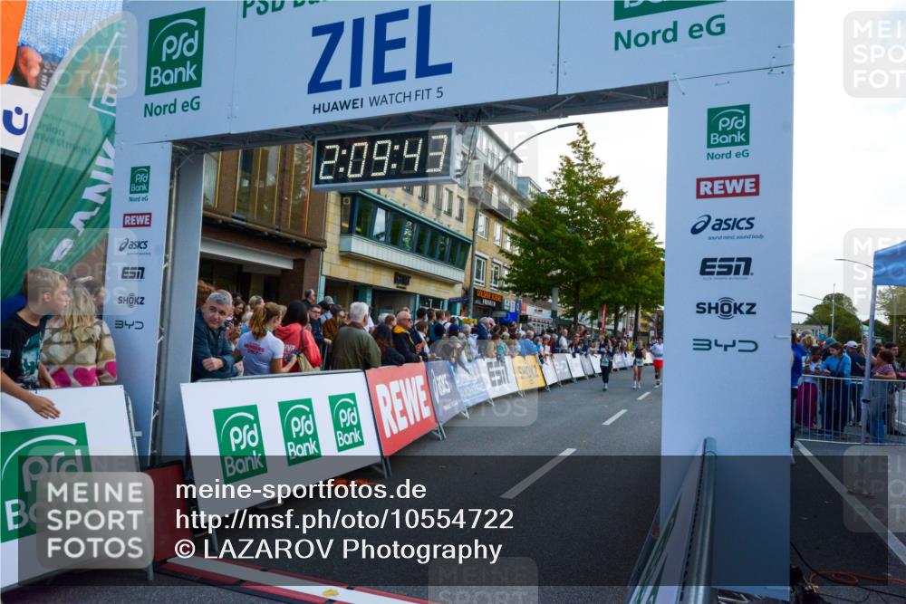 20.09.2026 - PSD Bank Halbmarathon LAZAROV Photography http://msf.ph/oto/10554722 20.09.2026 12:09:43 Ziel 1167, 1772, 1923, 2004, 2018, 2025, 2198, 3816, 4030, 4185, 4196, 4715 meine-sportfotos.de
