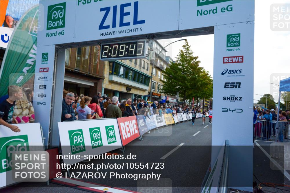20.09.2026 - PSD Bank Halbmarathon LAZAROV Photography http://msf.ph/oto/10554723 20.09.2026 12:09:43 Ziel 1167, 1772, 1923, 2004, 2018, 2025, 2198, 3816, 4030, 4185, 4196, 4715 meine-sportfotos.de