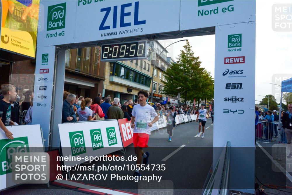 20.09.2026 - PSD Bank Halbmarathon LAZAROV Photography http://msf.ph/oto/10554735 20.09.2026 12:09:49 Ziel 1772, 1923, 2004, 2018, 2434, 2599, 4185, 4196, 4703, 4715 meine-sportfotos.de