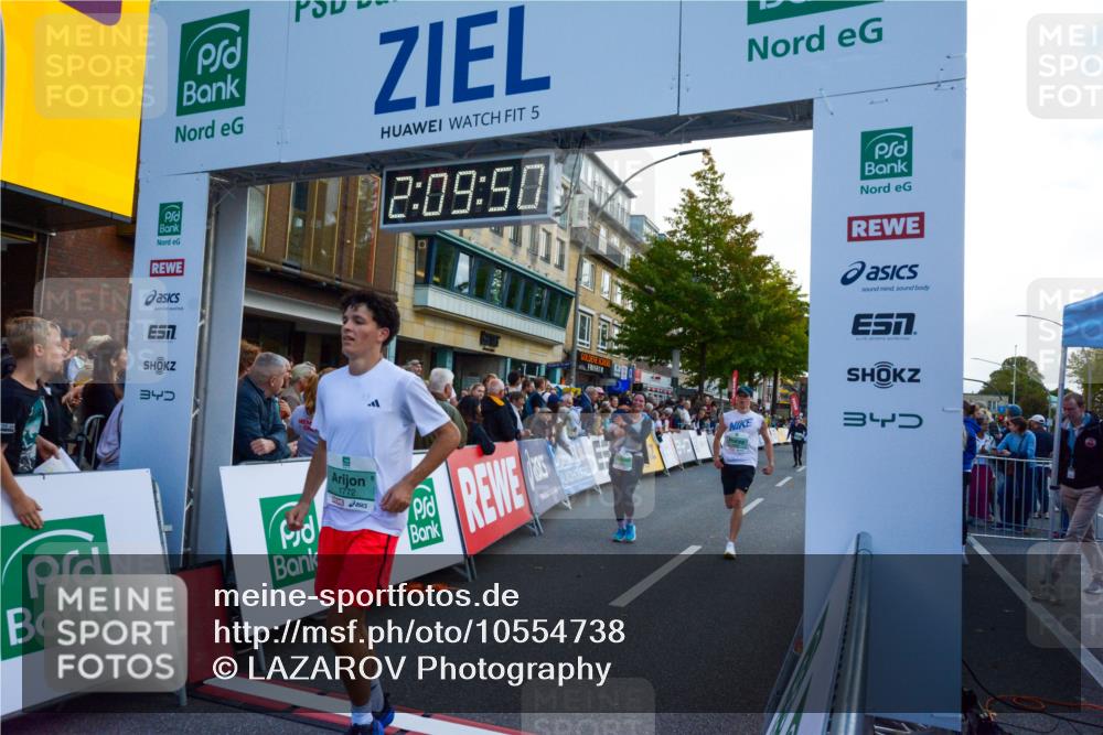 20.09.2026 - PSD Bank Halbmarathon LAZAROV Photography http://msf.ph/oto/10554738 20.09.2026 12:09:50 Ziel 1772, 1923, 2004, 2018, 2434, 2599, 4185, 4196, 4703, 4715 meine-sportfotos.de