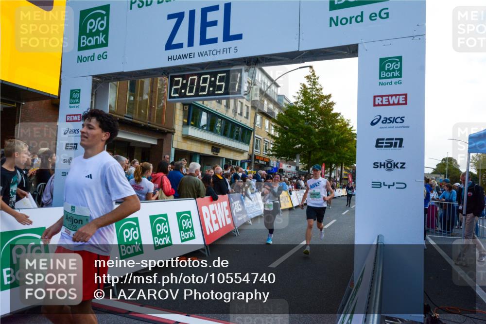 20.09.2026 - PSD Bank Halbmarathon LAZAROV Photography http://msf.ph/oto/10554740 20.09.2026 12:09:50 Ziel 1772, 1923, 2004, 2018, 2434, 2599, 4185, 4196, 4703, 4715 meine-sportfotos.de