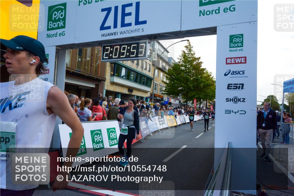 20.09.2026 - PSD Bank Halbmarathon LAZAROV Photography http://msf.ph/oto/10554748 20.09.2026 12:09:52 Ziel 1772, 1923, 2004, 2018, 2434, 2497, 2599, 4185, 4196, 4703, 4715 meine-sportfotos.de