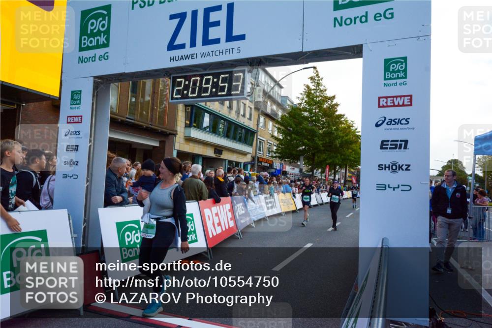20.09.2026 - PSD Bank Halbmarathon LAZAROV Photography http://msf.ph/oto/10554750 20.09.2026 12:09:53 Ziel 1772, 1923, 2004, 2018, 2434, 2497, 2599, 4185, 4196, 4703, 4715 meine-sportfotos.de
