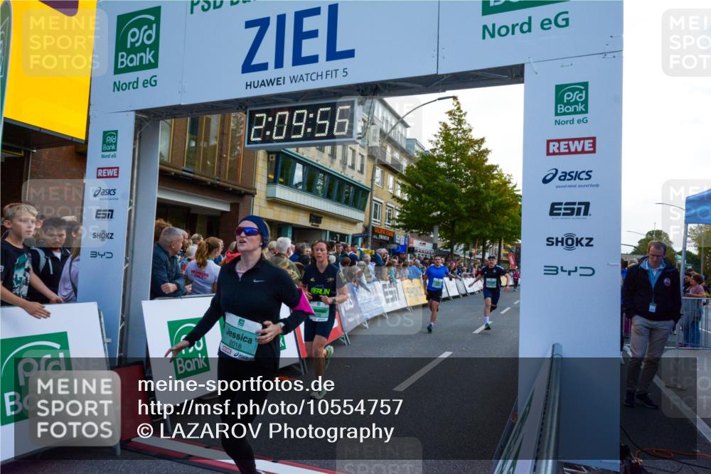 20.09.2026 - PSD Bank Halbmarathon LAZAROV Photography http://msf.ph/oto/10554757 20.09.2026 12:09:55 Ziel 1180, 1772, 2018, 2434, 2497, 2599, 2667, 4185, 4196, 4397, 4703, 4715 meine-sportfotos.de