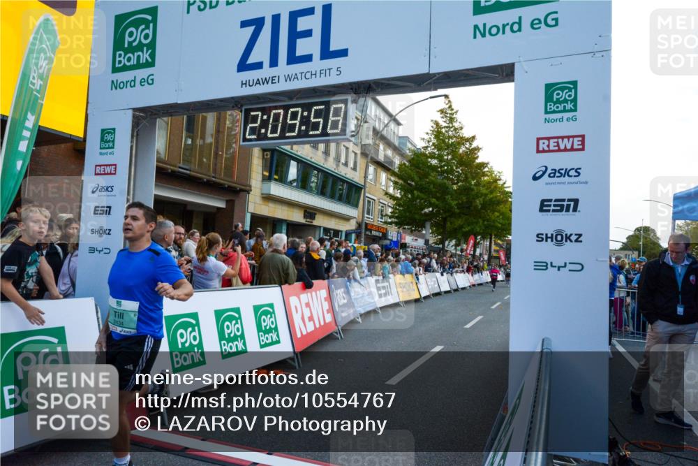 20.09.2026 - PSD Bank Halbmarathon LAZAROV Photography http://msf.ph/oto/10554767 20.09.2026 12:09:57 Ziel 1180, 1942, 2018, 2278, 2434, 2497, 2599, 2667, 3338, 4196, 4397, 4703, 4715 meine-sportfotos.de