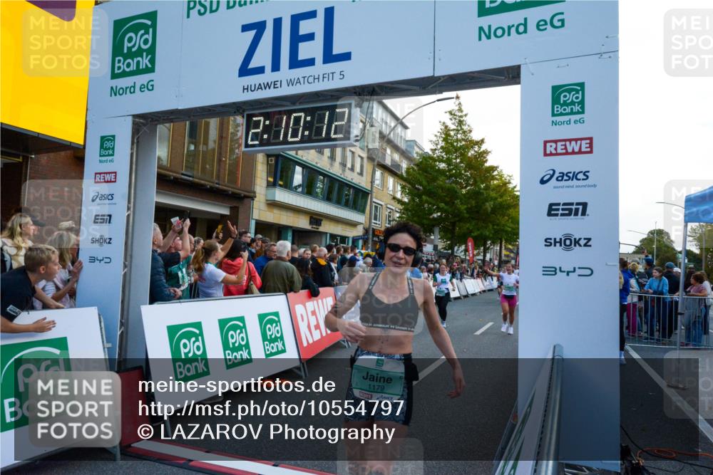20.09.2026 - PSD Bank Halbmarathon LAZAROV Photography http://msf.ph/oto/10554797 20.09.2026 12:10:12 Ziel 1075, 1076, 1179, 1180, 1878, 1942, 2163, 2278, 2667, 2826, 2963, 3338, 3391, 3742, 3897, 4301, 4397, 4490 meine-sportfotos.de