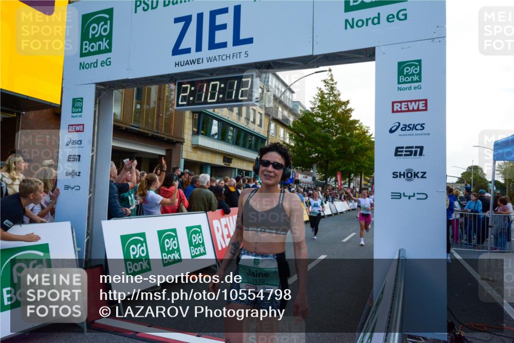 20.09.2026 - PSD Bank Halbmarathon LAZAROV Photography http://msf.ph/oto/10554798 20.09.2026 12:10:12 Ziel 1075, 1076, 1179, 1180, 1878, 1942, 2163, 2278, 2667, 2826, 2963, 3338, 3391, 3742, 3897, 4301, 4397, 4490 meine-sportfotos.de