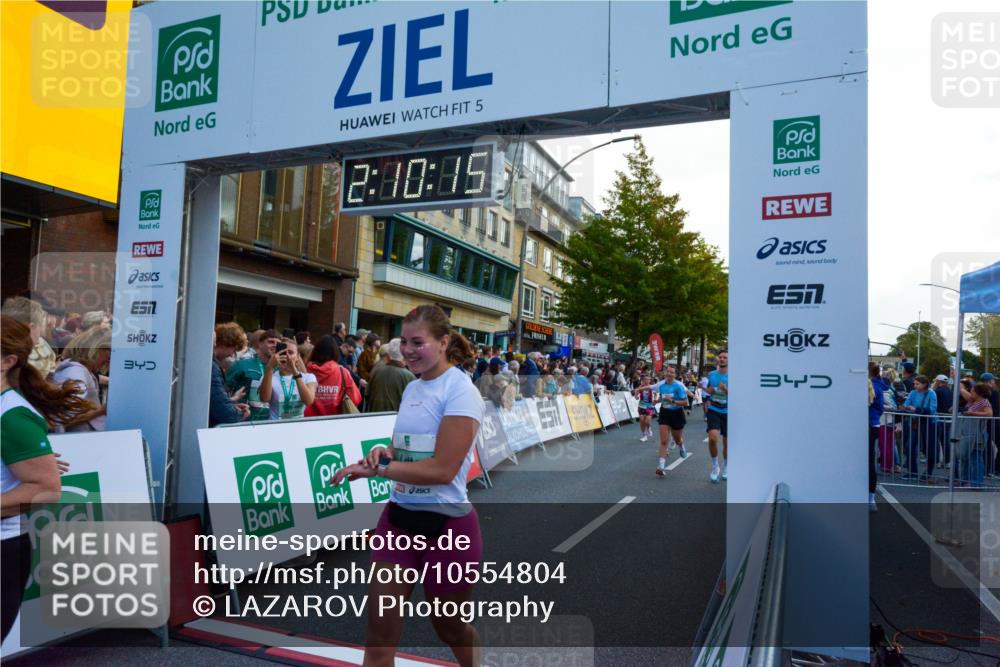 20.09.2026 - PSD Bank Halbmarathon LAZAROV Photography http://msf.ph/oto/10554804 20.09.2026 12:10:15 Ziel 1075, 1076, 1179, 1878, 2163, 2826, 2963, 3338, 3391, 3742, 3897, 4301, 4490 meine-sportfotos.de