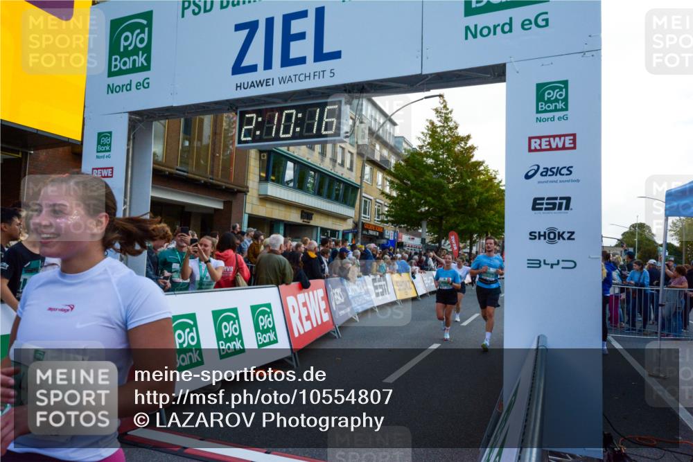 20.09.2026 - PSD Bank Halbmarathon LAZAROV Photography http://msf.ph/oto/10554807 20.09.2026 12:10:15 Ziel 1075, 1076, 1179, 1878, 2163, 2826, 2963, 3338, 3391, 3742, 3897, 4301, 4490 meine-sportfotos.de