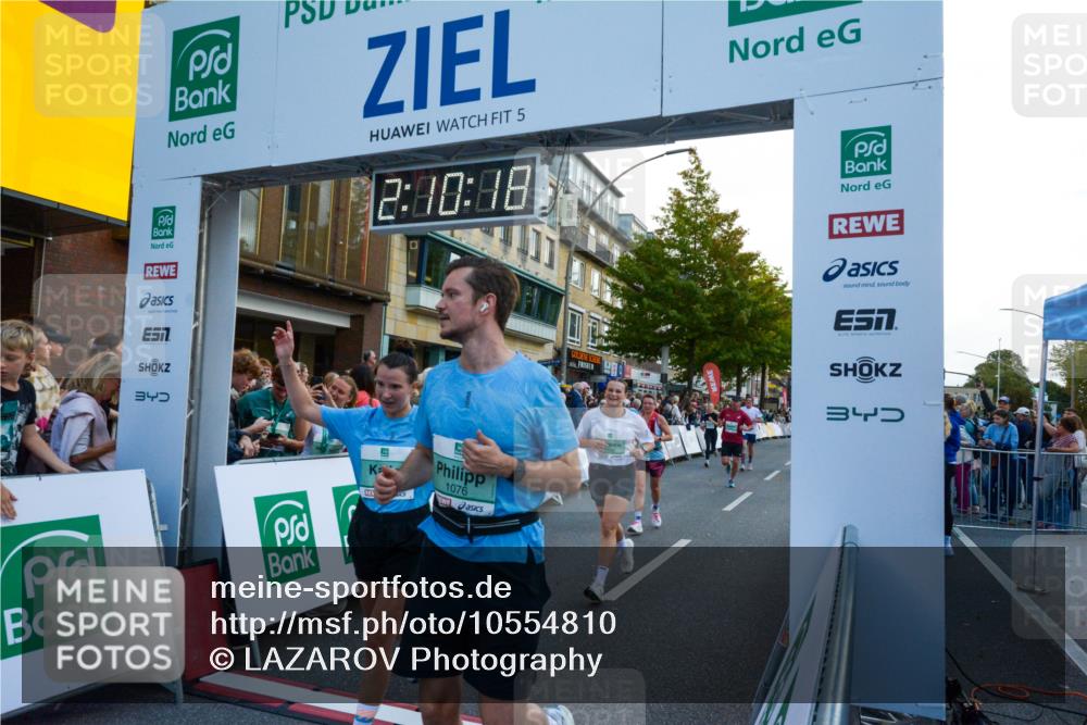 20.09.2026 - PSD Bank Halbmarathon LAZAROV Photography http://msf.ph/oto/10554810 20.09.2026 12:10:17 Ziel 1075, 1076, 1179, 1878, 2163, 2826, 2963, 3391, 3742, 3897, 4301, 4490, 4576, 4577 meine-sportfotos.de