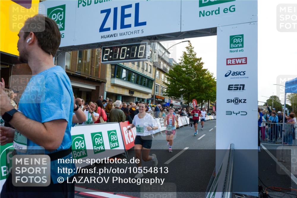 20.09.2026 - PSD Bank Halbmarathon LAZAROV Photography http://msf.ph/oto/10554813 20.09.2026 12:10:18 Ziel 1075, 1076, 1878, 2163, 2826, 3391, 3742, 3897, 4301, 4490, 4576, 4577 meine-sportfotos.de
