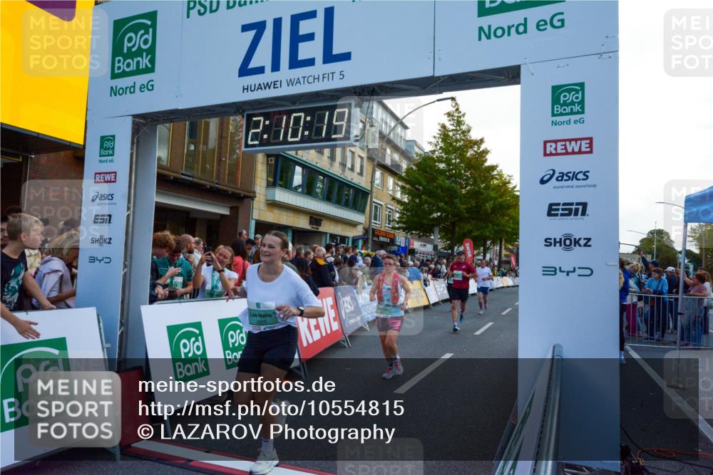 20.09.2026 - PSD Bank Halbmarathon LAZAROV Photography http://msf.ph/oto/10554815 20.09.2026 12:10:18 Ziel 1075, 1076, 1878, 2163, 2826, 3391, 3742, 3897, 4301, 4490, 4576, 4577 meine-sportfotos.de