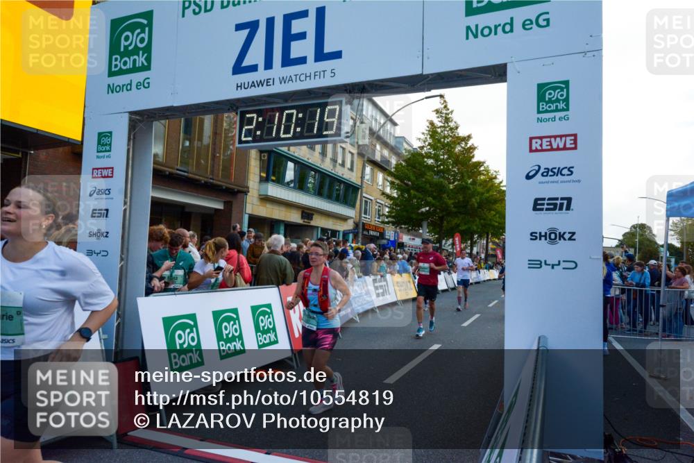 20.09.2026 - PSD Bank Halbmarathon LAZAROV Photography http://msf.ph/oto/10554819 20.09.2026 12:10:19 Ziel 1075, 1076, 1878, 2163, 2826, 3391, 3742, 3897, 4301, 4490, 4576, 4577 meine-sportfotos.de
