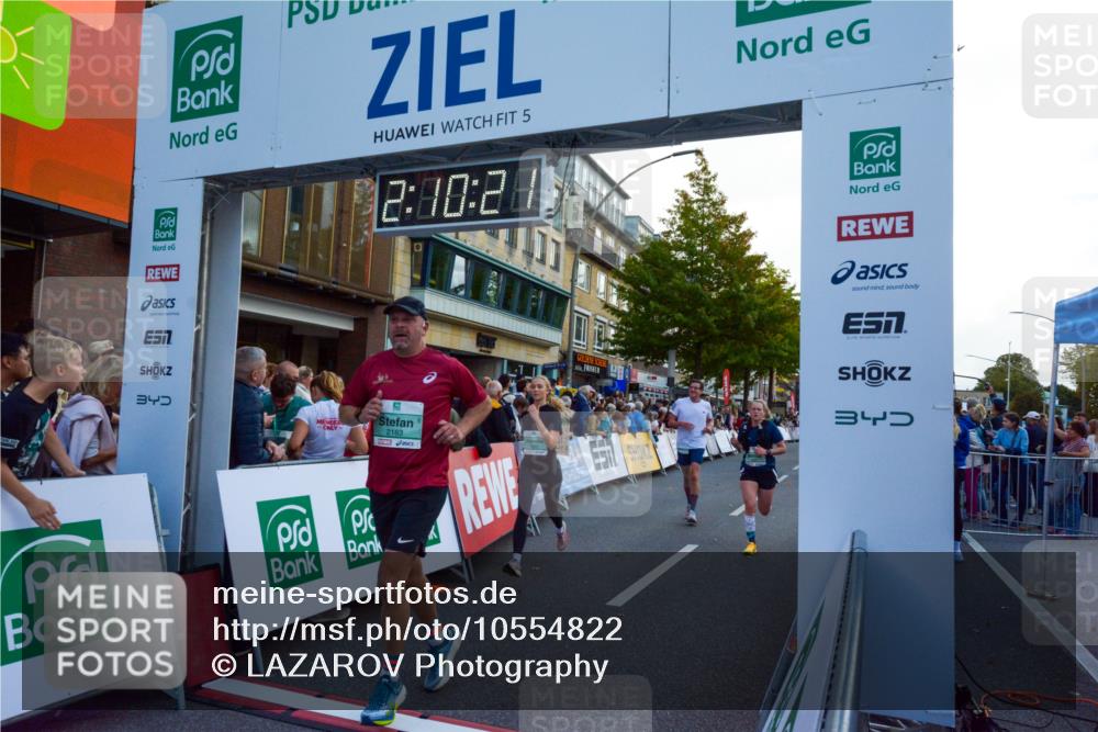 20.09.2026 - PSD Bank Halbmarathon LAZAROV Photography http://msf.ph/oto/10554822 20.09.2026 12:10:20 Ziel 1075, 1076, 1878, 2163, 2826, 3391, 3742, 3897, 4301, 4490, 4576, 4577 meine-sportfotos.de