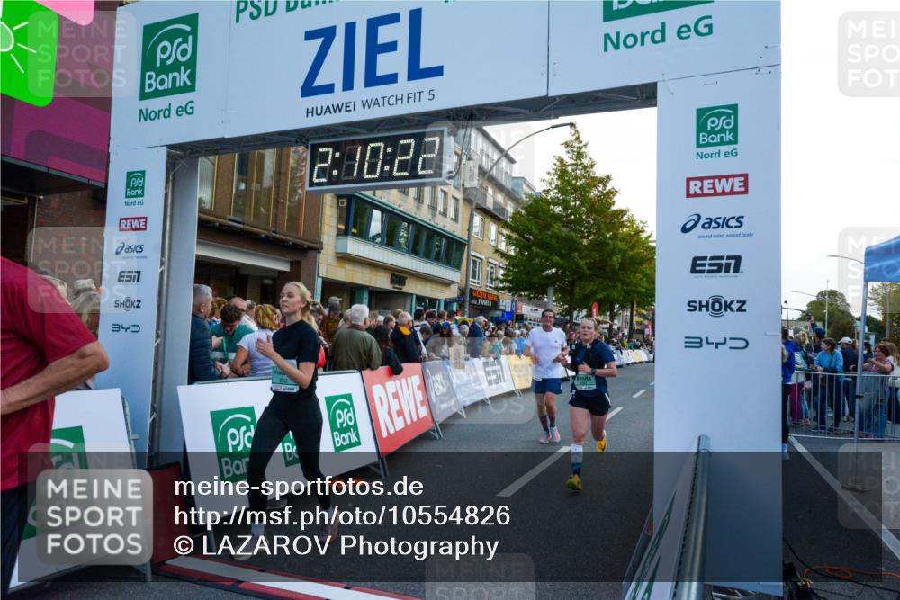 20.09.2026 - PSD Bank Halbmarathon LAZAROV Photography http://msf.ph/oto/10554826 20.09.2026 12:10:21 Ziel 1075, 1076, 1878, 2163, 2826, 3391, 3742, 3897, 4576, 4577 meine-sportfotos.de