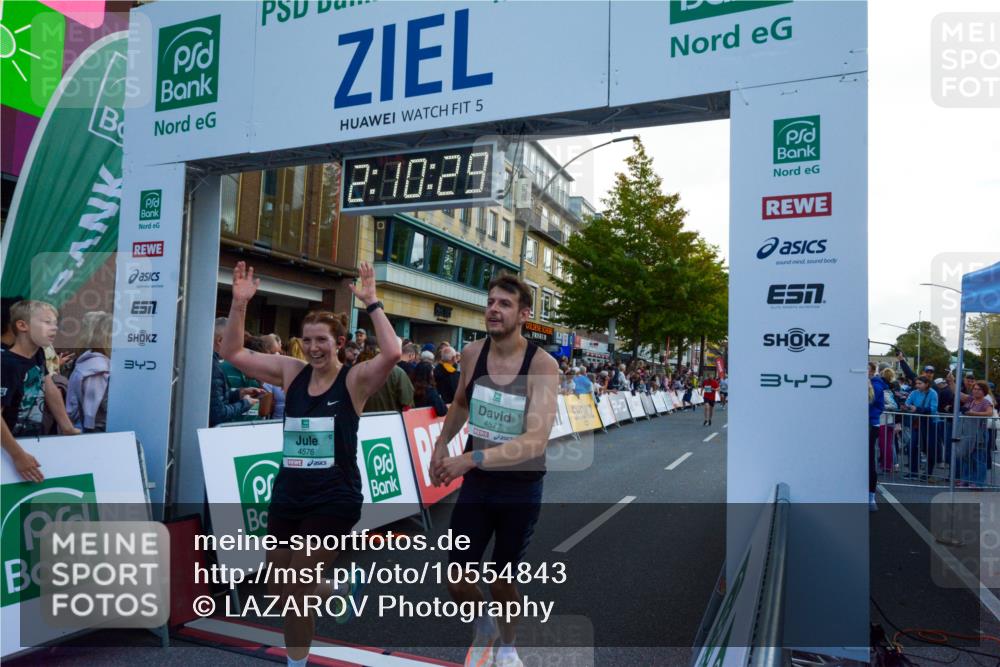 20.09.2026 - PSD Bank Halbmarathon LAZAROV Photography http://msf.ph/oto/10554843 20.09.2026 12:10:28 Ziel 1878, 3391, 3410, 4316, 4328, 4576, 4577, 4611 meine-sportfotos.de