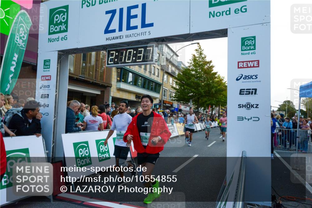 20.09.2026 - PSD Bank Halbmarathon LAZAROV Photography http://msf.ph/oto/10554855 20.09.2026 12:10:36 Ziel 1037, 1303, 1984, 2767, 2768, 3410, 3472, 3829, 4024, 4083, 4316, 4328, 4611 meine-sportfotos.de