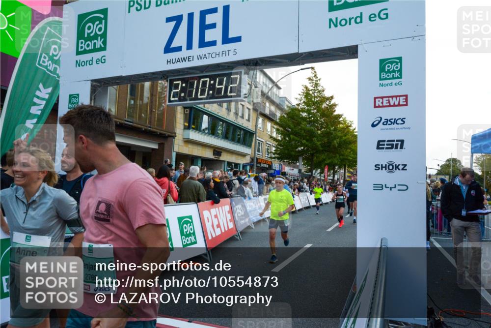20.09.2026 - PSD Bank Halbmarathon LAZAROV Photography http://msf.ph/oto/10554873 20.09.2026 12:10:41 Ziel 1037, 1303, 1984, 2072, 2767, 2768, 3122, 3410, 3472, 3829, 4024, 4083, 4316, 4328, 4611, 4701 meine-sportfotos.de