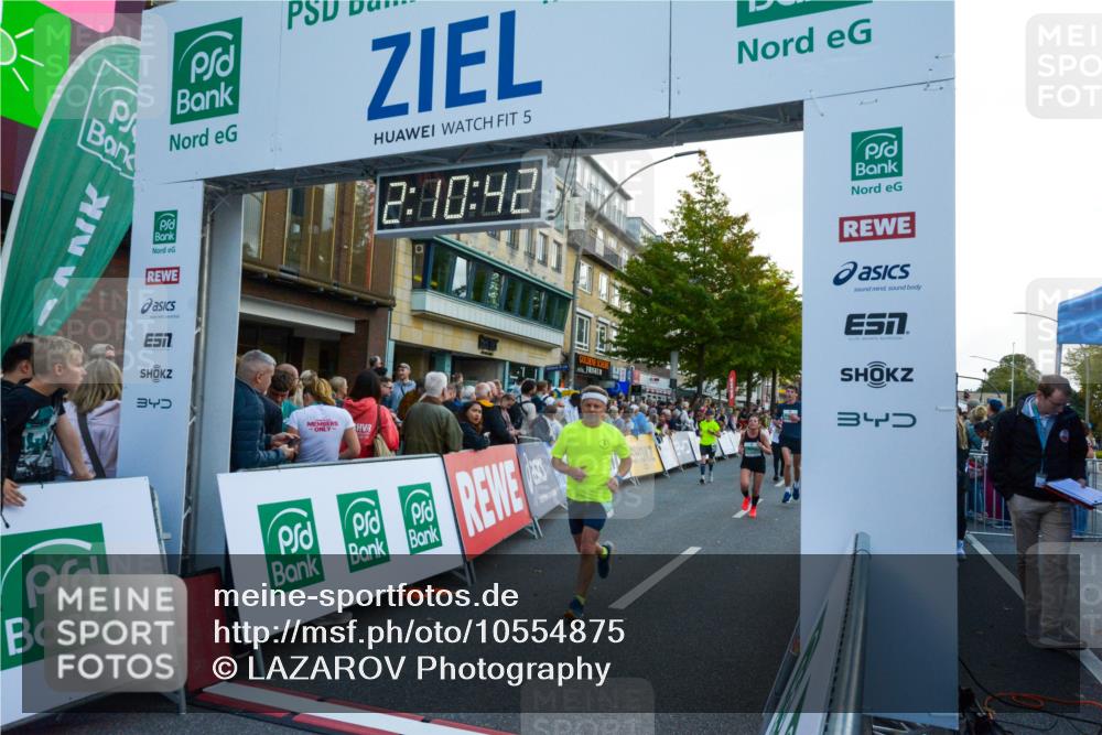 20.09.2026 - PSD Bank Halbmarathon LAZAROV Photography http://msf.ph/oto/10554875 20.09.2026 12:10:42 Ziel 1037, 1303, 1984, 2072, 2767, 2768, 3122, 3410, 3472, 3829, 4024, 4083, 4186, 4316, 4328, 4530, 4611, 4701 meine-sportfotos.de