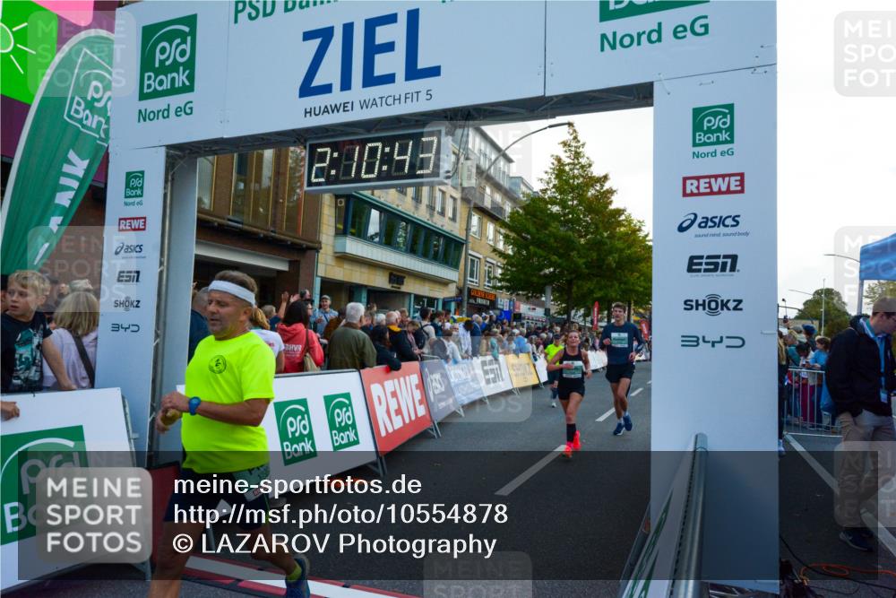 20.09.2026 - PSD Bank Halbmarathon LAZAROV Photography http://msf.ph/oto/10554878 20.09.2026 12:10:43 Ziel 1037, 1303, 1984, 2072, 2767, 2768, 3122, 3410, 3472, 3829, 4024, 4083, 4186, 4316, 4328, 4530, 4701 meine-sportfotos.de