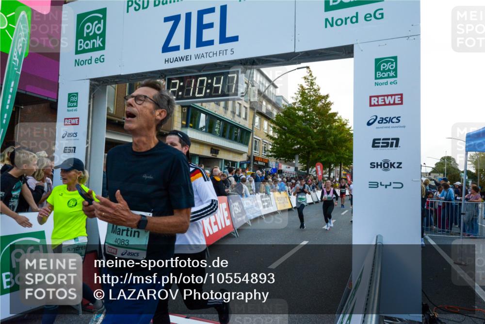 20.09.2026 - PSD Bank Halbmarathon LAZAROV Photography http://msf.ph/oto/10554893 20.09.2026 12:10:47 Ziel 1037, 1303, 1569, 1984, 2072, 2767, 2768, 3122, 3344, 3472, 3475, 3829, 3877, 4024, 4083, 4186, 4530, 4701 meine-sportfotos.de