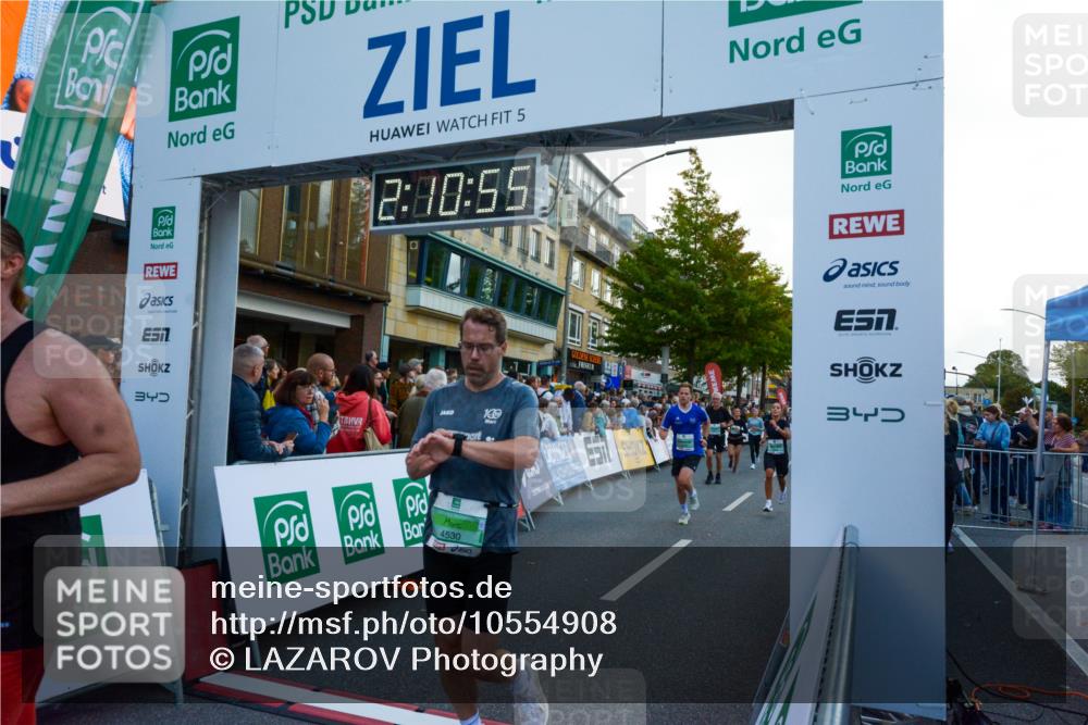 20.09.2026 - PSD Bank Halbmarathon LAZAROV Photography http://msf.ph/oto/10554908 20.09.2026 12:10:54 Ziel 1569, 1756, 2072, 2335, 2359, 3122, 3344, 3396, 3405, 3475, 3680, 3752, 3877, 4186, 4530, 4701 meine-sportfotos.de