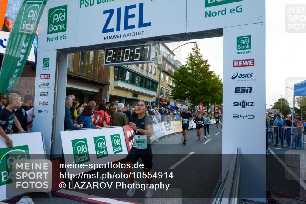 20.09.2026 - PSD Bank Halbmarathon LAZAROV Photography http://msf.ph/oto/10554914 20.09.2026 12:10:56 Ziel 1569, 1756, 2335, 2359, 2610, 3122, 3344, 3396, 3405, 3475, 3680, 3752, 3877, 4186, 4401, 4402, 4530 meine-sportfotos.de