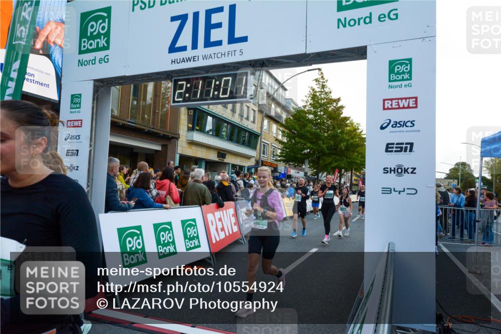 20.09.2026 - PSD Bank Halbmarathon LAZAROV Photography http://msf.ph/oto/10554924 20.09.2026 12:11:00 Ziel 1569, 1752, 1756, 2335, 2359, 2602, 2610, 3344, 3396, 3405, 3475, 3680, 3752, 3877, 4186, 4401, 4402, 4530 meine-sportfotos.de