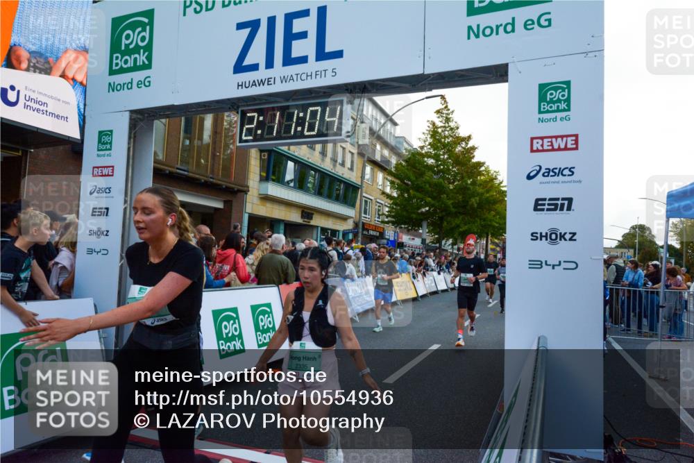 20.09.2026 - PSD Bank Halbmarathon LAZAROV Photography http://msf.ph/oto/10554936 20.09.2026 12:11:03 Ziel 1752, 1756, 2335, 2359, 2602, 2610, 3344, 3396, 3405, 3680, 3752, 3877, 4401, 4402 meine-sportfotos.de