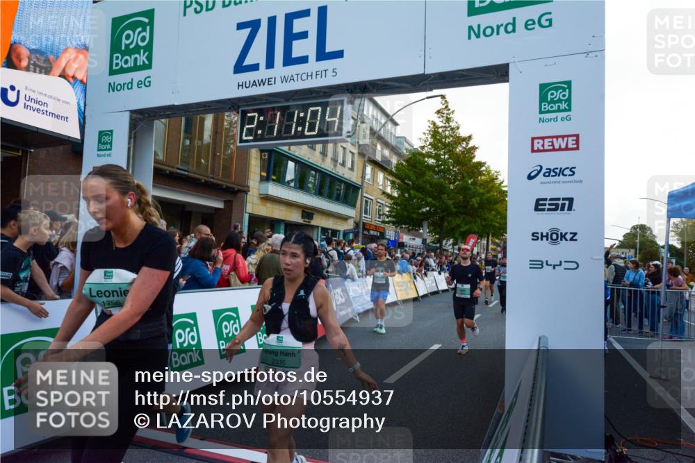 20.09.2026 - PSD Bank Halbmarathon LAZAROV Photography http://msf.ph/oto/10554937 20.09.2026 12:11:03 Ziel 1752, 1756, 2335, 2359, 2602, 2610, 3344, 3396, 3405, 3680, 3752, 3877, 4401, 4402 meine-sportfotos.de