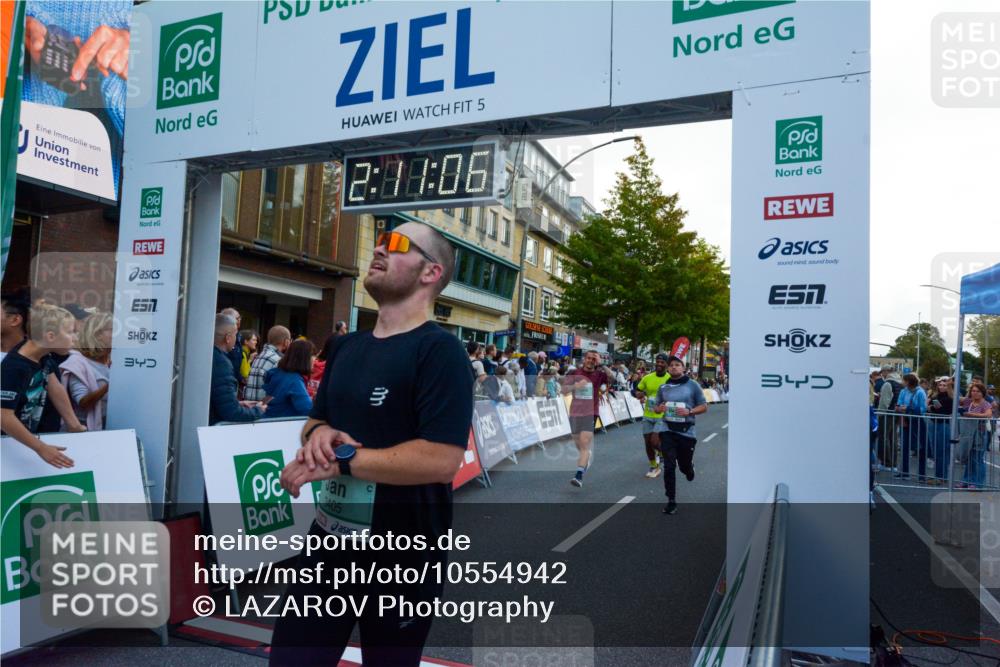 20.09.2026 - PSD Bank Halbmarathon LAZAROV Photography http://msf.ph/oto/10554942 20.09.2026 12:11:05 Ziel 1752, 1756, 2335, 2359, 2602, 2610, 3344, 3396, 3405, 3680, 3752, 3877, 4401, 4402 meine-sportfotos.de