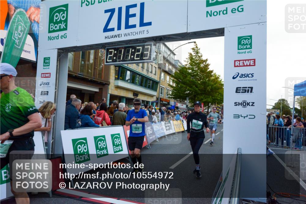 20.09.2026 - PSD Bank Halbmarathon LAZAROV Photography http://msf.ph/oto/10554972 20.09.2026 12:11:23 Ziel 1267, 1478, 2357, 2368, 2719, 2739, 2893, 3145, 3172, 3261, 3814, 4452 meine-sportfotos.de