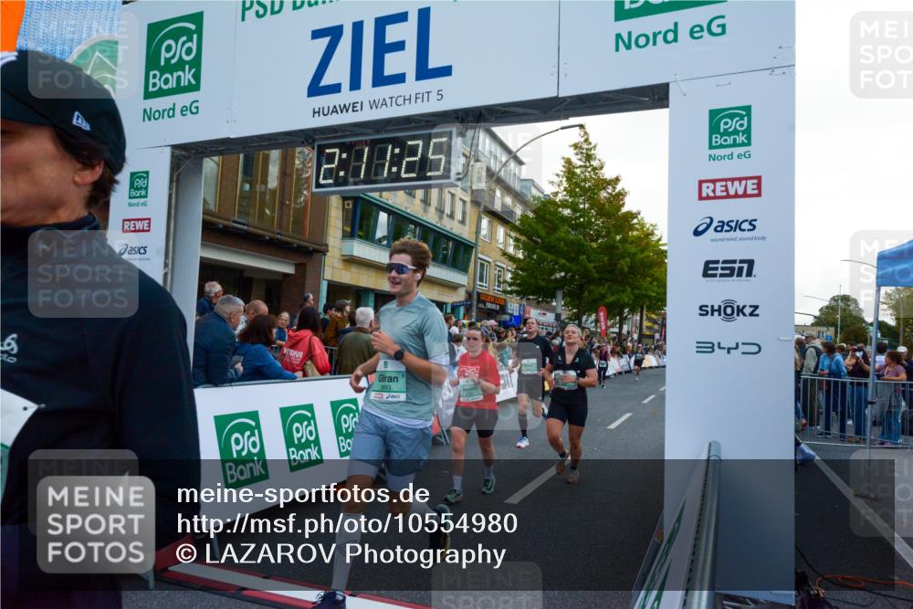 20.09.2026 - PSD Bank Halbmarathon LAZAROV Photography http://msf.ph/oto/10554980 20.09.2026 12:11:24 Ziel 1267, 1478, 2357, 2368, 2475, 2719, 2739, 2893, 3145, 3172, 3261, 3814, 3853, 3854, 4452 meine-sportfotos.de
