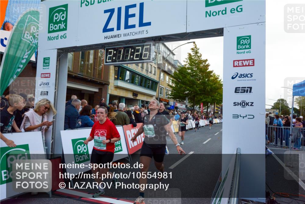 20.09.2026 - PSD Bank Halbmarathon LAZAROV Photography http://msf.ph/oto/10554981 20.09.2026 12:11:25 Ziel 1267, 1478, 2357, 2368, 2475, 2719, 2739, 2893, 3145, 3172, 3261, 3814, 3853, 3854, 4452 meine-sportfotos.de