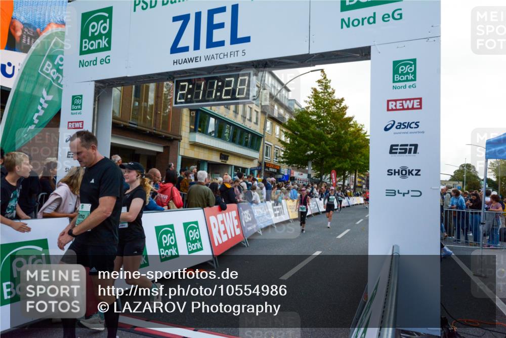 20.09.2026 - PSD Bank Halbmarathon LAZAROV Photography http://msf.ph/oto/10554986 20.09.2026 12:11:28 Ziel 1267, 1478, 1579, 2243, 2357, 2368, 2475, 2719, 2739, 2893, 3145, 3172, 3261, 3814, 3853, 3854, 4129, 4452 meine-sportfotos.de