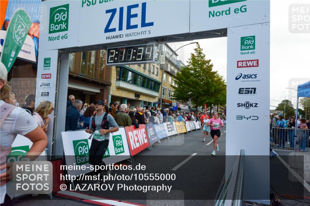 20.09.2026 - PSD Bank Halbmarathon LAZAROV Photography http://msf.ph/oto/10555000 20.09.2026 12:11:34 Ziel 1267, 1579, 2081, 2243, 2368, 2475, 3094, 3172, 3261, 3853, 3854, 4129, 4452 meine-sportfotos.de