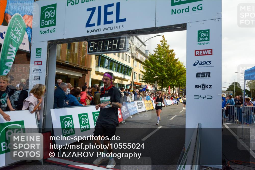20.09.2026 - PSD Bank Halbmarathon LAZAROV Photography http://msf.ph/oto/10555024 20.09.2026 12:11:42 Ziel 1579, 1858, 2081, 2243, 2475, 3094, 3210, 3853, 3854, 4129 meine-sportfotos.de