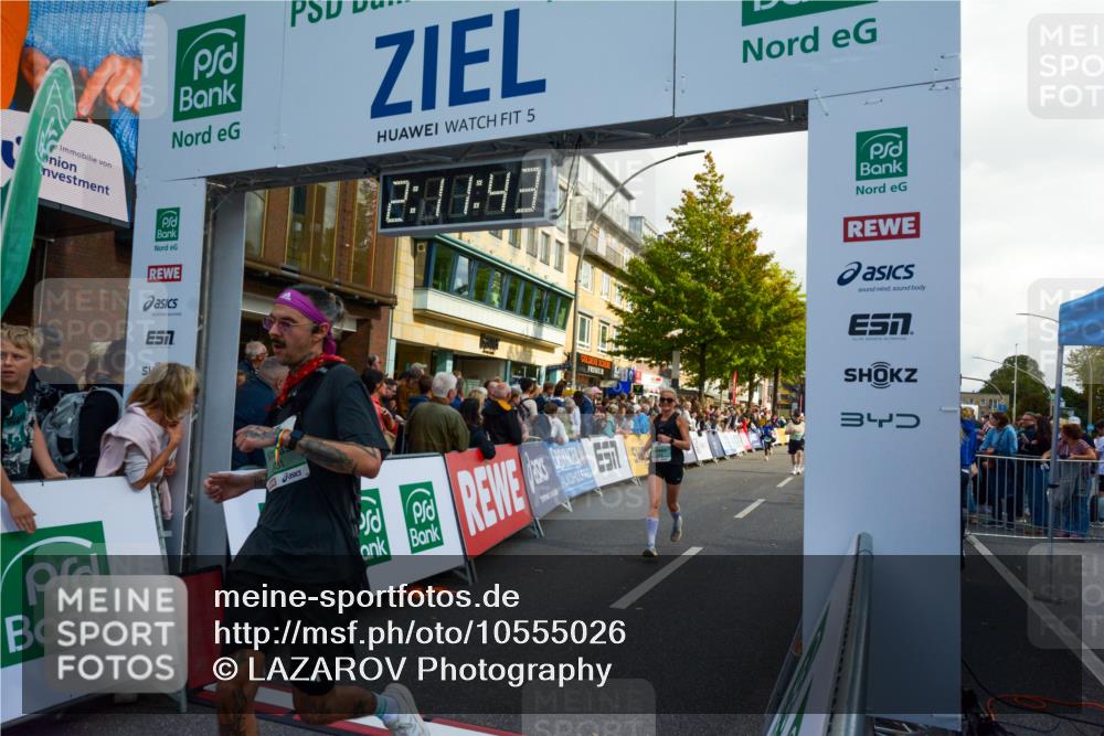 20.09.2026 - PSD Bank Halbmarathon LAZAROV Photography http://msf.ph/oto/10555026 20.09.2026 12:11:43 Ziel 1579, 1858, 2081, 2243, 3094, 3210, 4129 meine-sportfotos.de