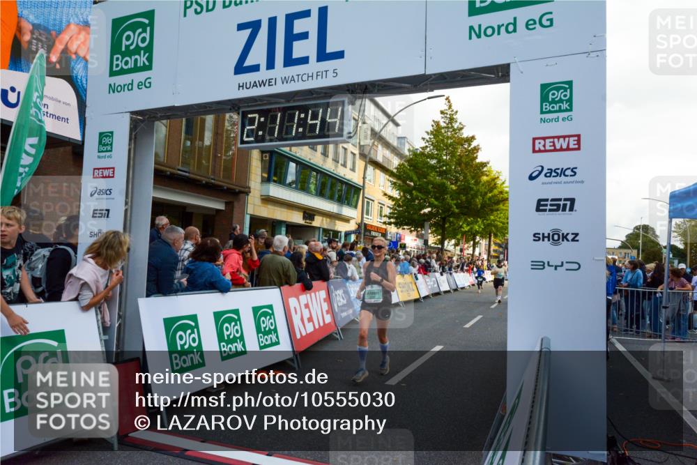 20.09.2026 - PSD Bank Halbmarathon LAZAROV Photography http://msf.ph/oto/10555030 20.09.2026 12:11:43 Ziel 1579, 1858, 2081, 2243, 3094, 3210, 4129 meine-sportfotos.de