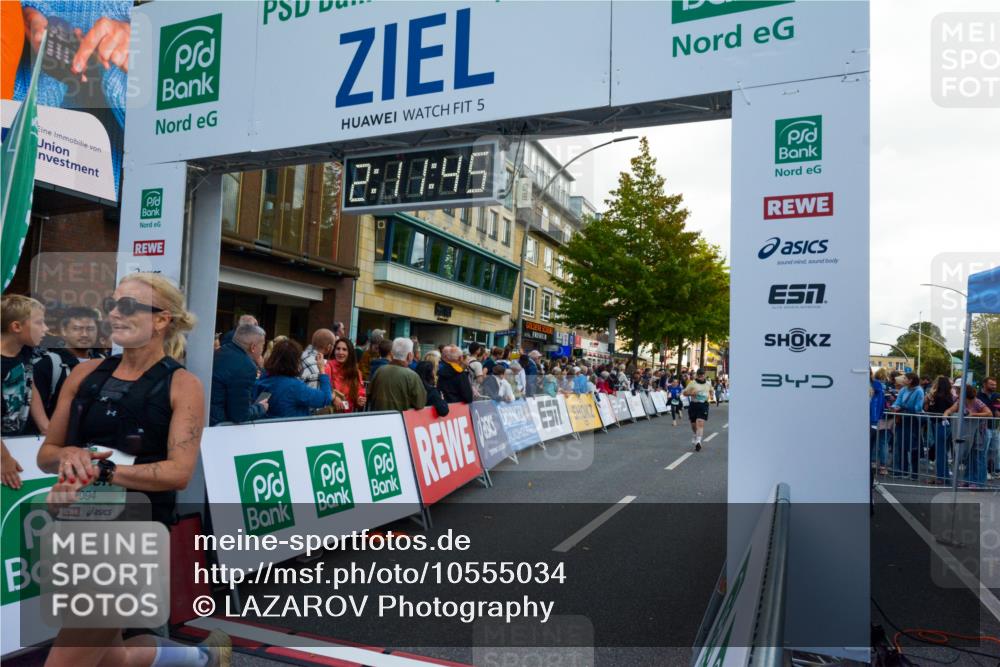 20.09.2026 - PSD Bank Halbmarathon LAZAROV Photography http://msf.ph/oto/10555034 20.09.2026 12:11:45 Ziel 1858, 2081, 2243, 3094, 3210, 4129 meine-sportfotos.de