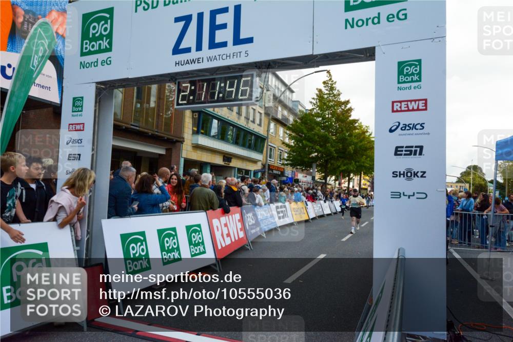 20.09.2026 - PSD Bank Halbmarathon LAZAROV Photography http://msf.ph/oto/10555036 20.09.2026 12:11:45 Ziel 1858, 2081, 2243, 3094, 3210, 4129 meine-sportfotos.de