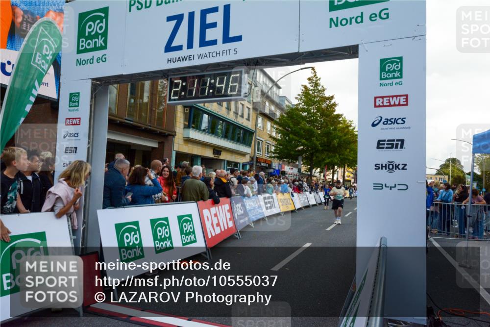 20.09.2026 - PSD Bank Halbmarathon LAZAROV Photography http://msf.ph/oto/10555037 20.09.2026 12:11:45 Ziel 1858, 2081, 2243, 3094, 3210, 4129 meine-sportfotos.de